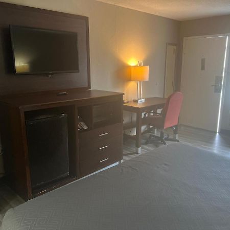 Econo Lodge Флорънс Екстериор снимка