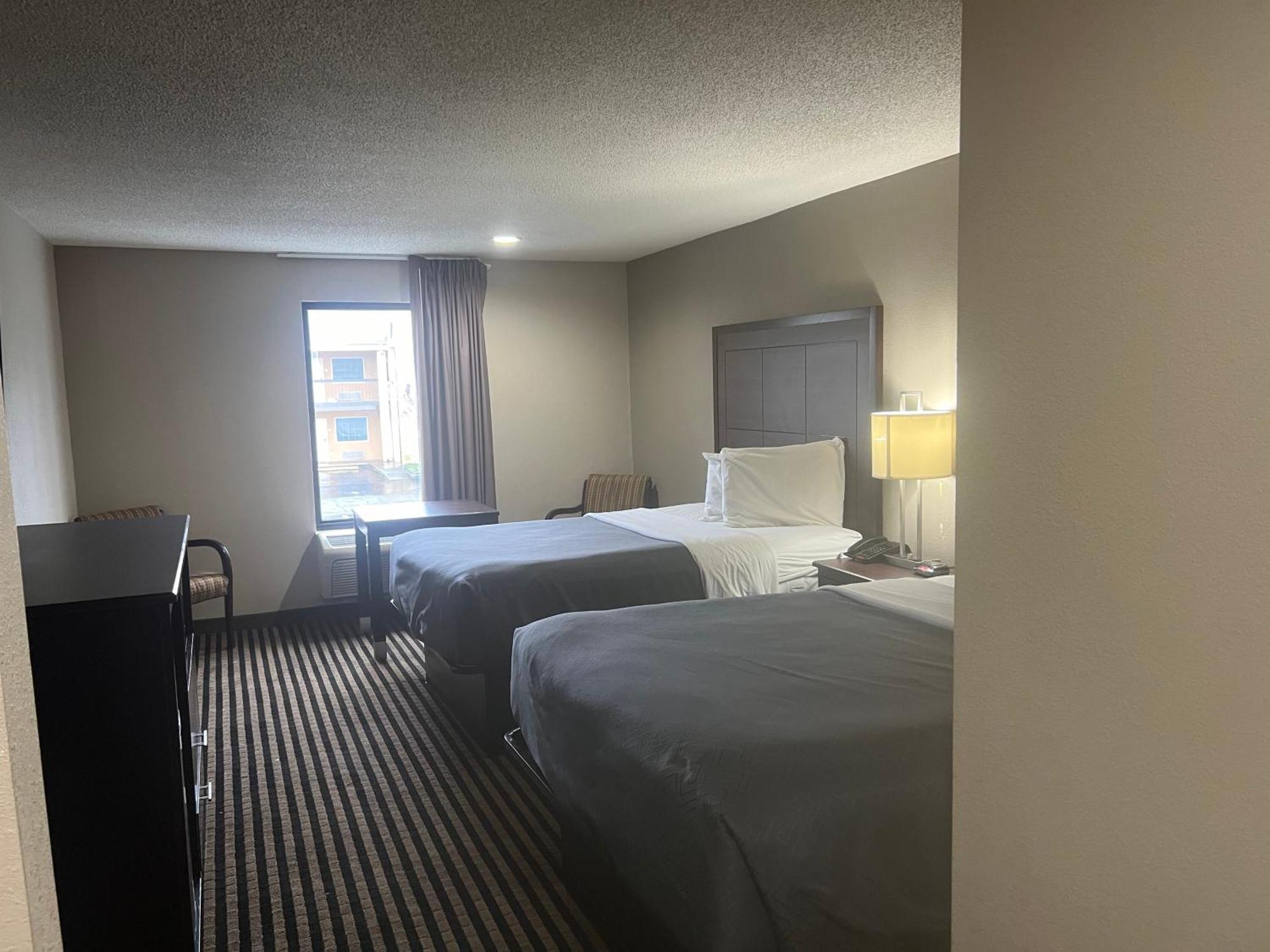Econo Lodge Флорънс Екстериор снимка