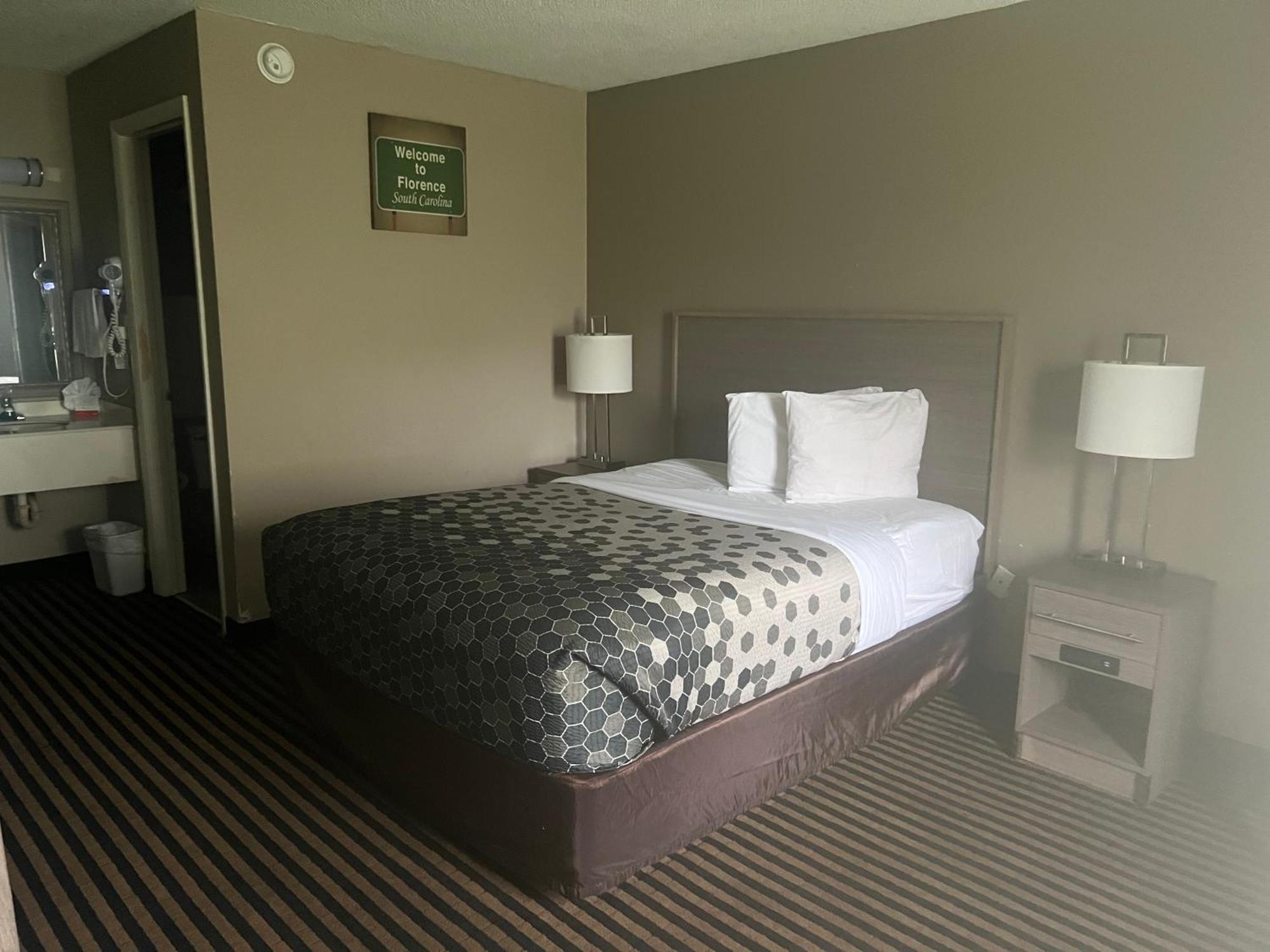 Econo Lodge Флорънс Екстериор снимка